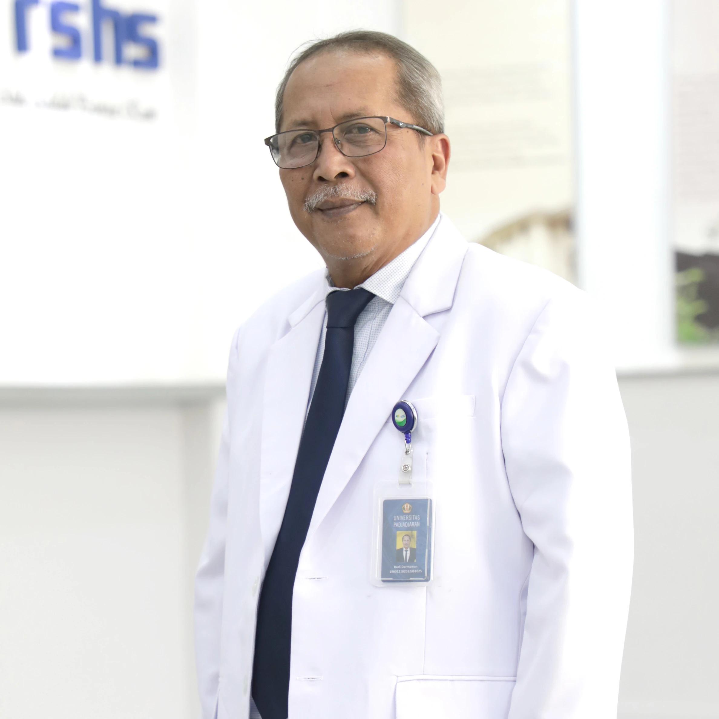 Dr. dr. Budi Darmawan., SpKN-TM.,Subsp.Onk(K).