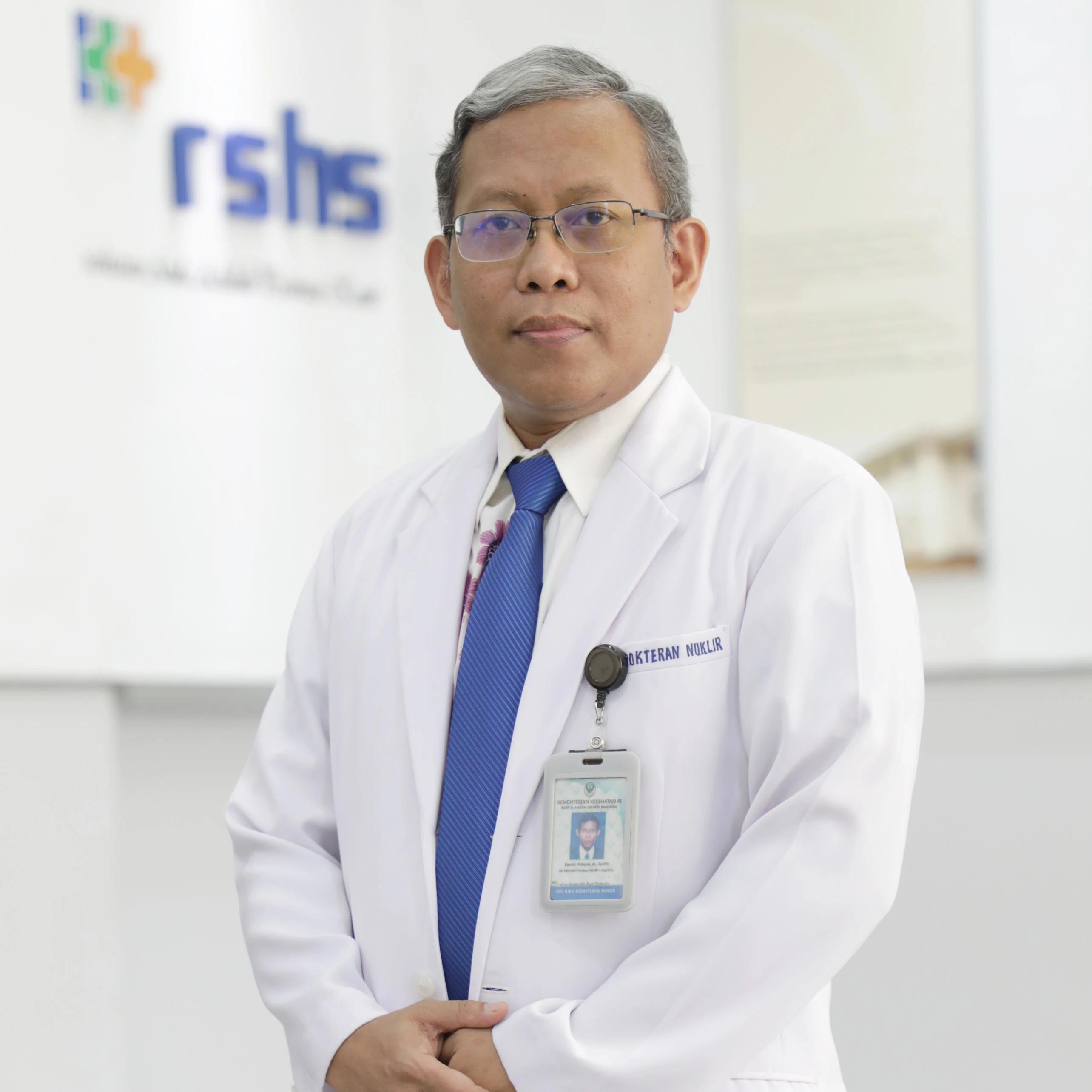 Dr. dr. Basuki Hidayat., SpKN-TM.,Subsp.Onk(K).