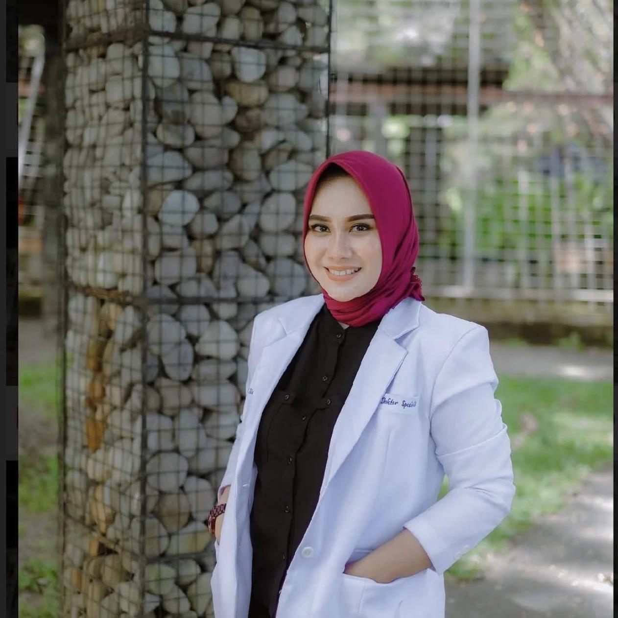 drg. Nurvita Titi Ikawati, Sp.KG Sp.KG