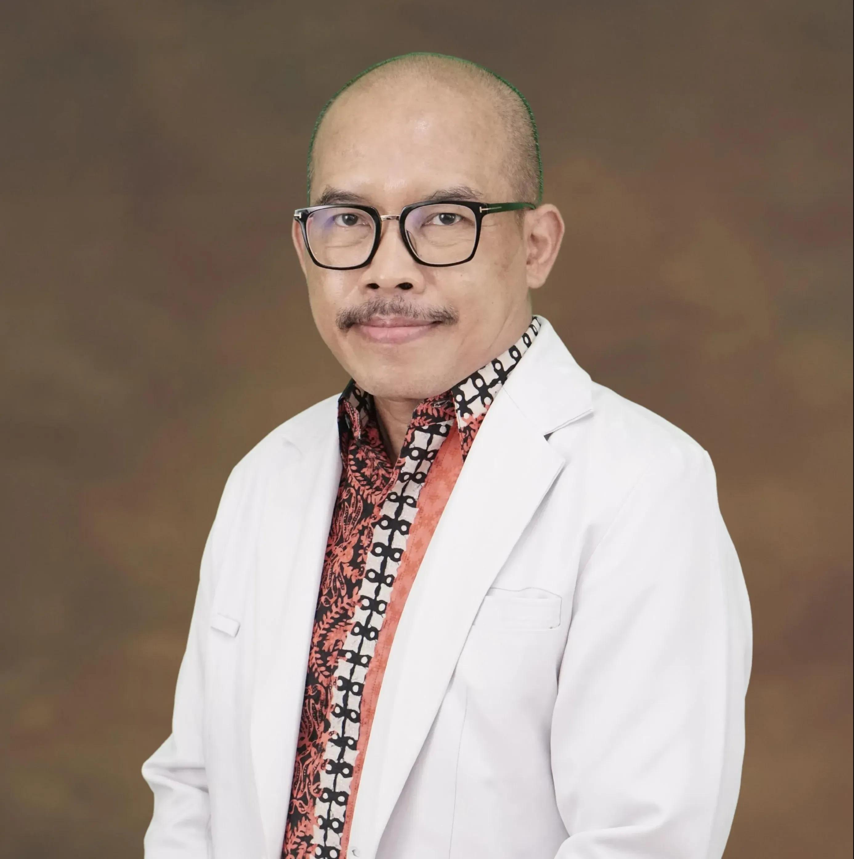 dr. Albertus Djarot Noersasongko, Sp.OT