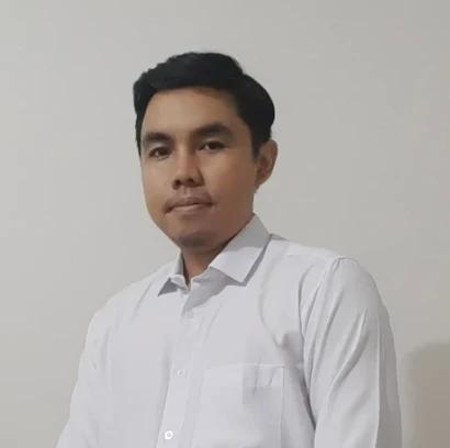 dr. Adrian Arief