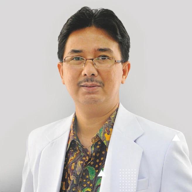 Prof. Dr. dr. AGUS DWI SUSANTO, Sp.P(K)., M.H.P.M.