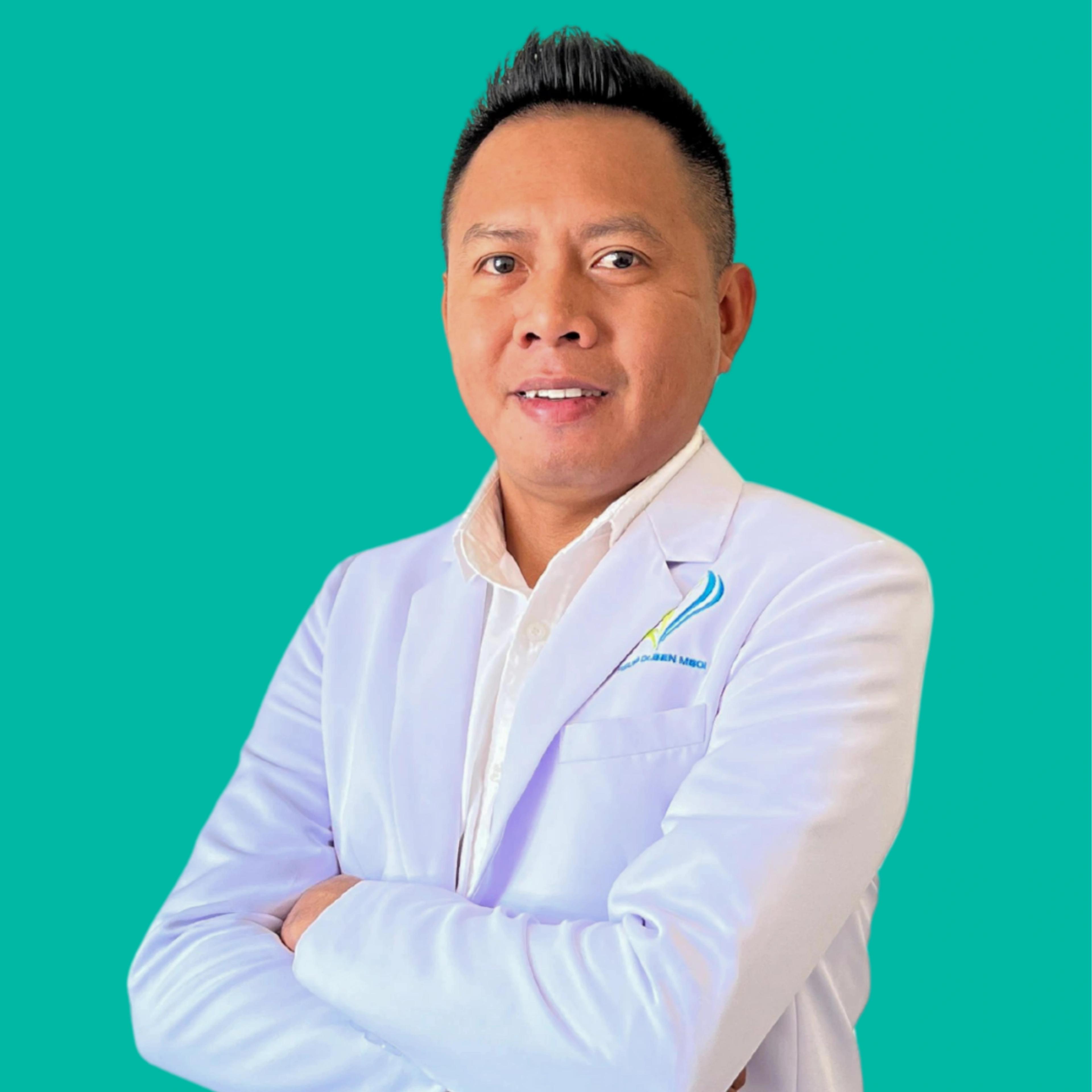 dr. Noldy John Robert Soleman Kallau