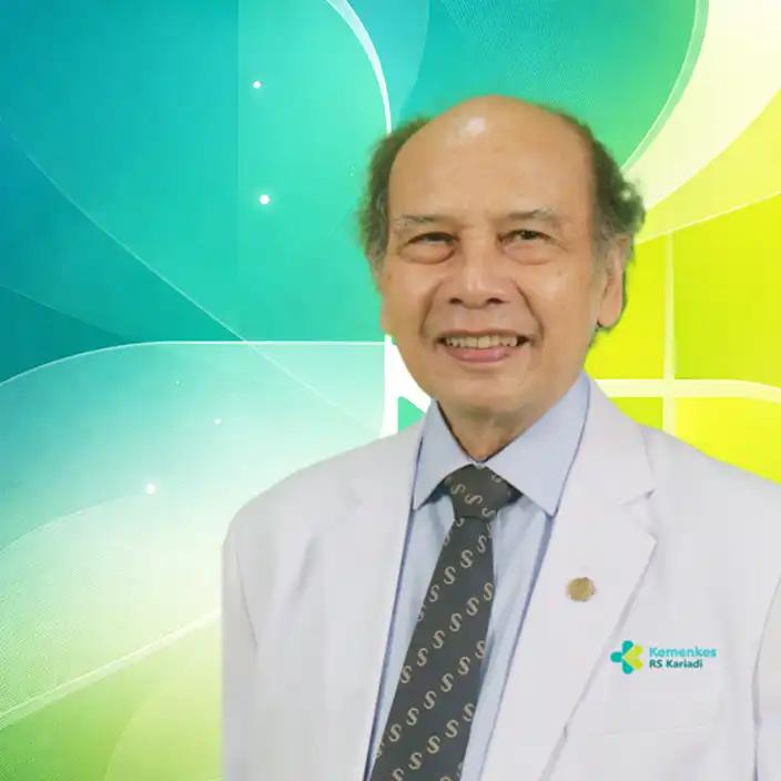 dr. Mika Lumban Tobing, Sp.PD-KHOM