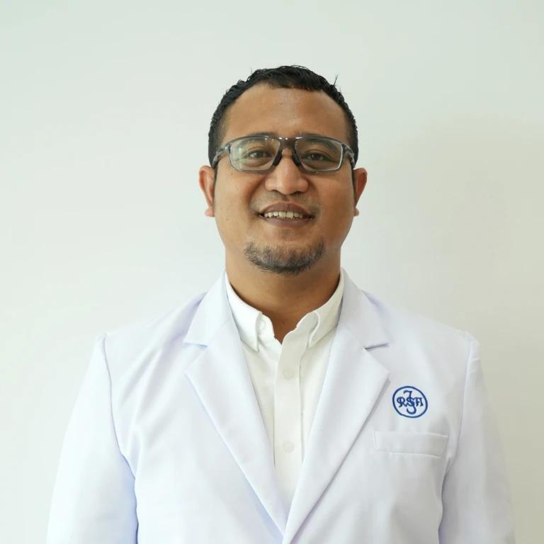 dr. Venansius Ratno Kurniawan, Sp.BS