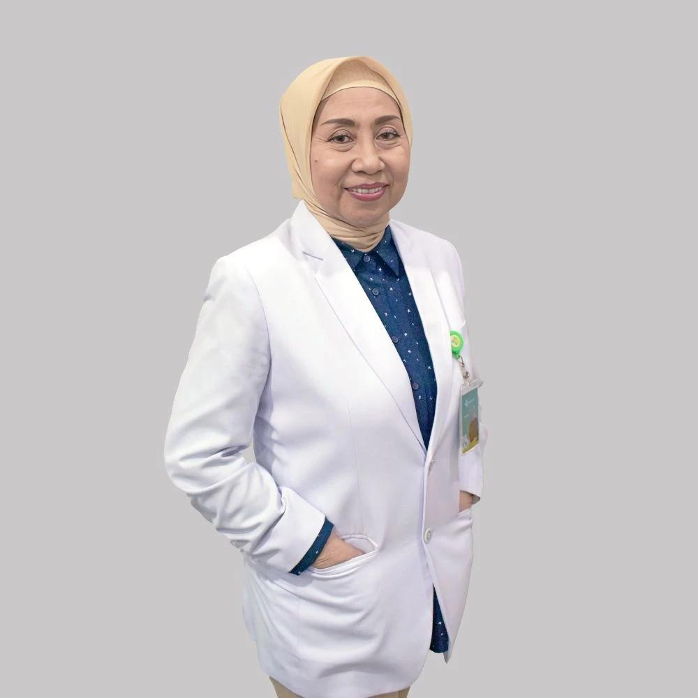 dr. Komang Kusumawati, Sp.KFR, M.Pd