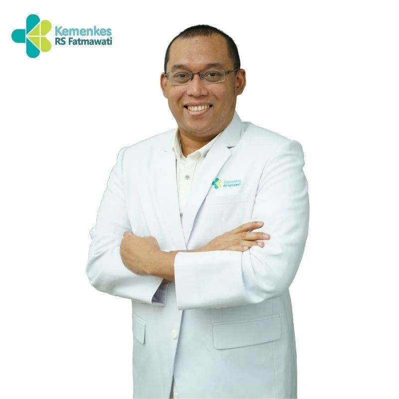 dr. Rezadi Satya Wardhana, Sp.P, FISR