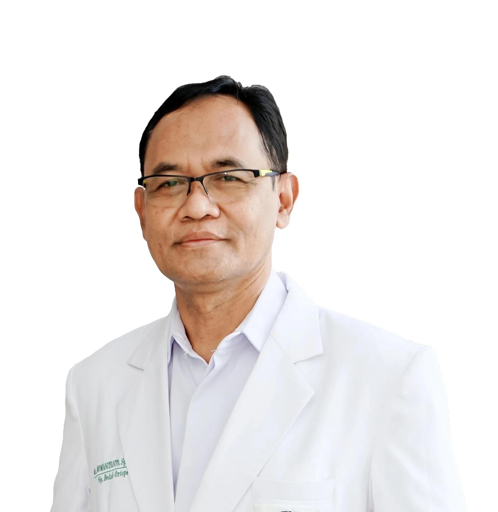 Dr. dr. Romaniyanto, Sp.OT(K), Spine, MARS