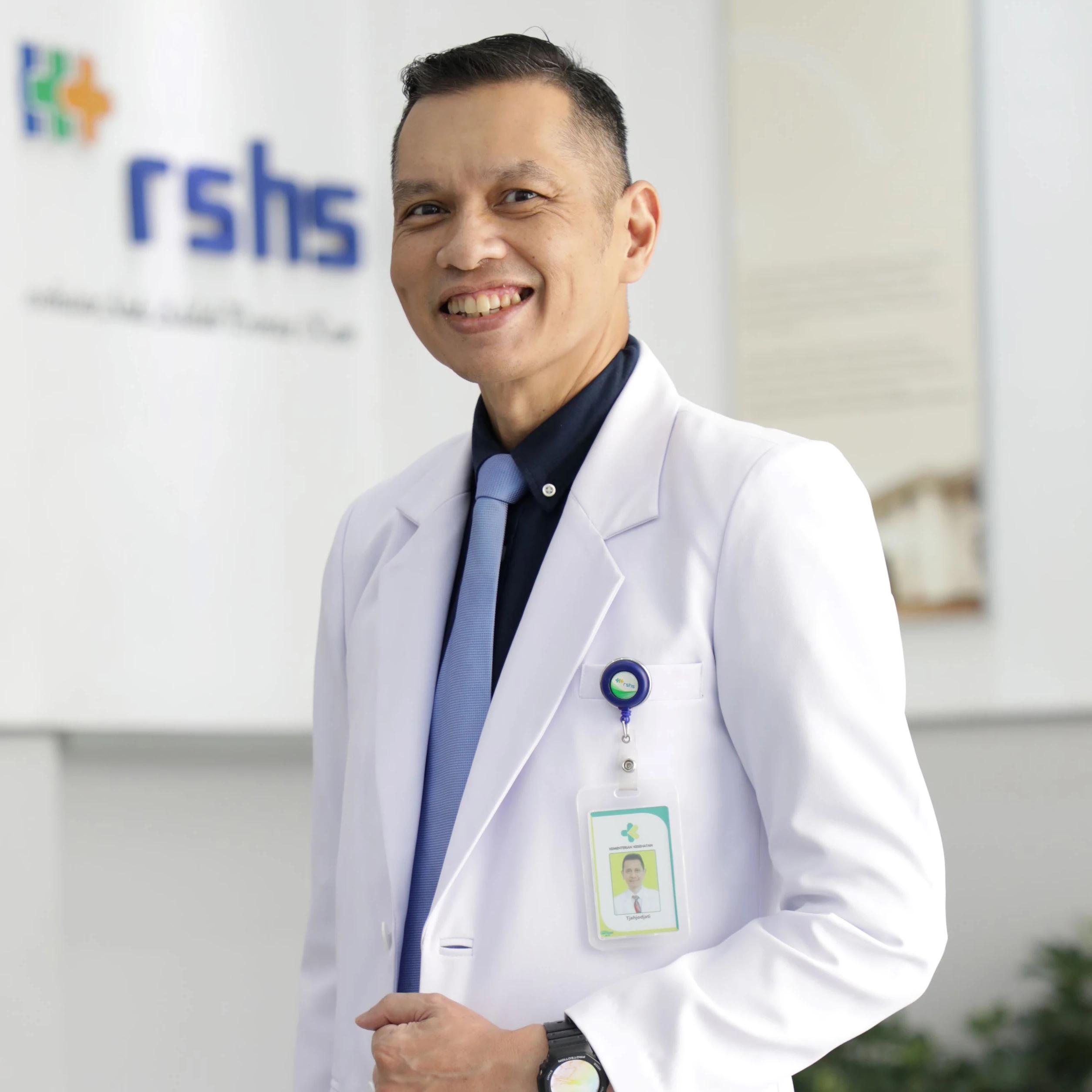 Dr. dr. Aaron Tigor Martahi S., SpU(K)