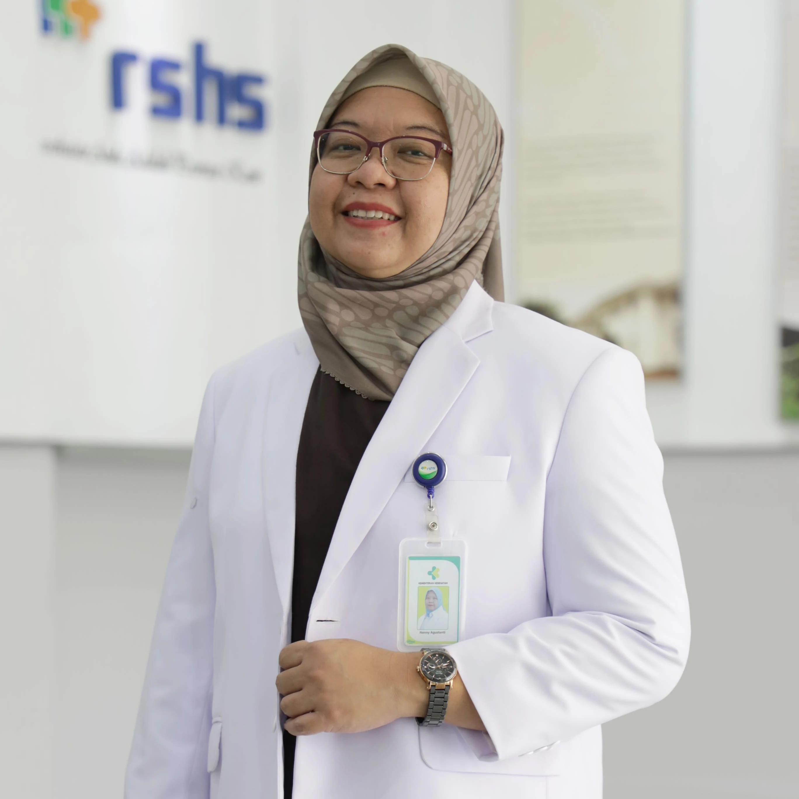 dr. Nenny Agustanti, Sp.PD-KGEH