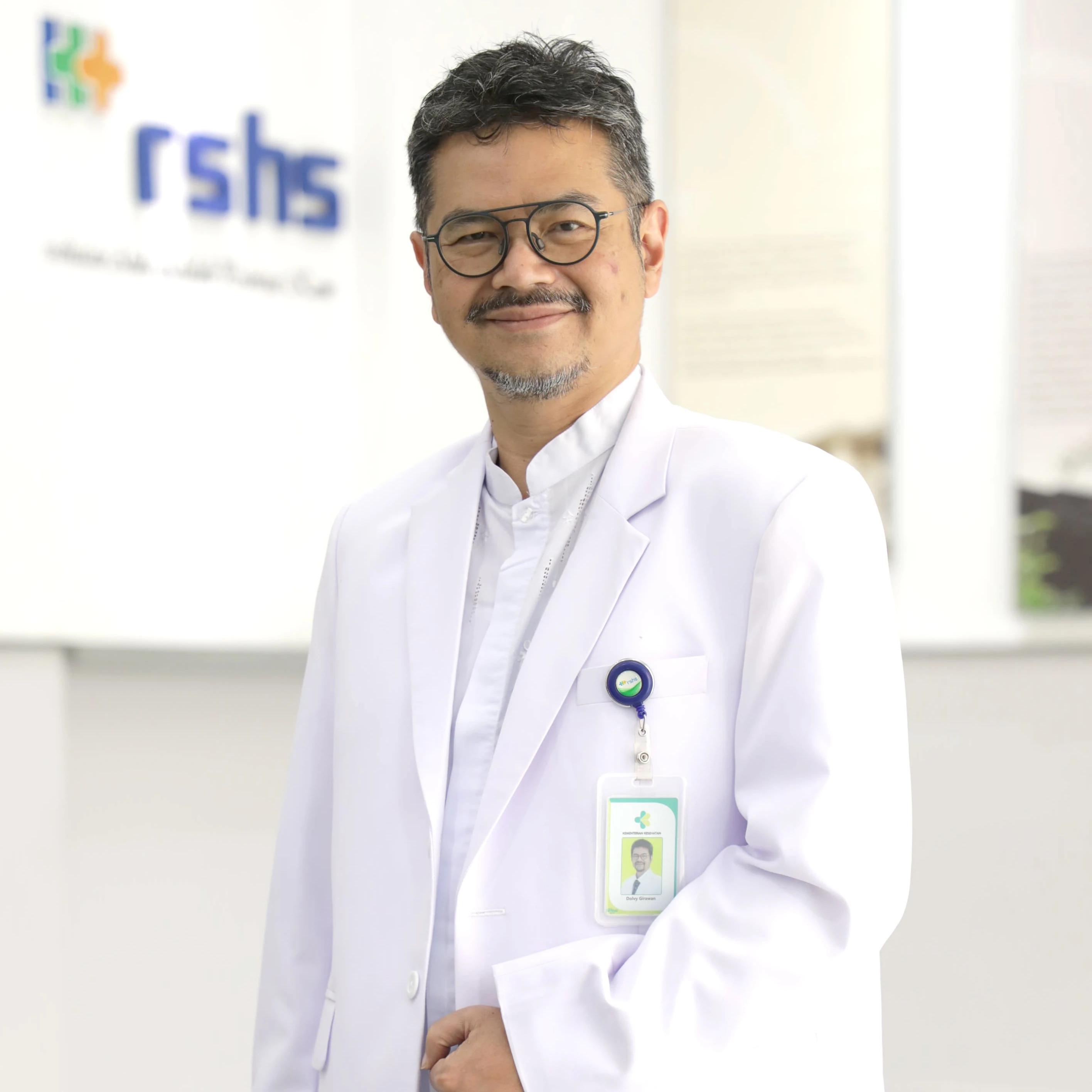 dr. Dolvy Girawan, Sp.PD-KGEH, M.Kes.