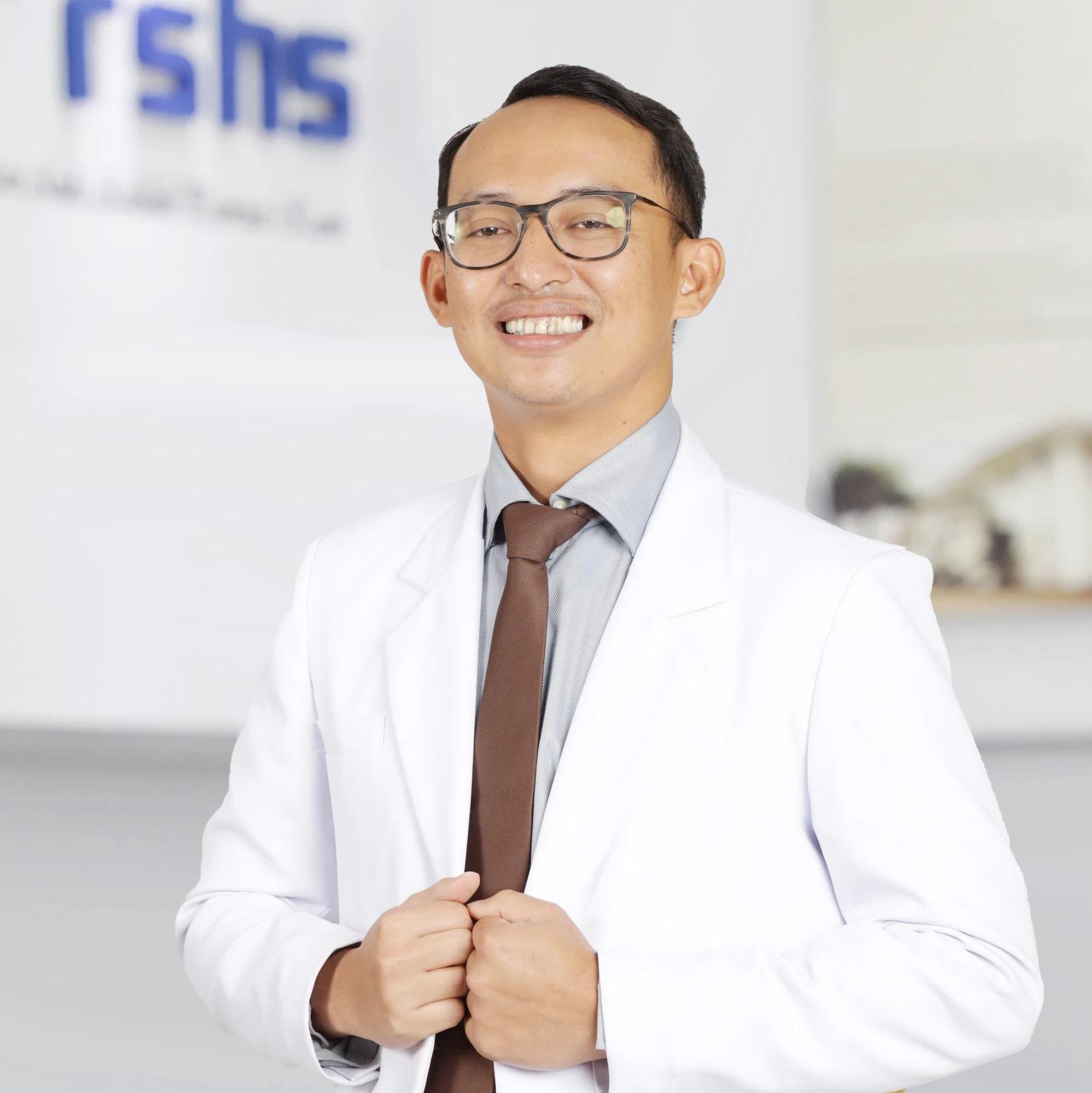 dr. Aria Prasetya Masoem, Sp.OG, Subsp.Urogin Re
