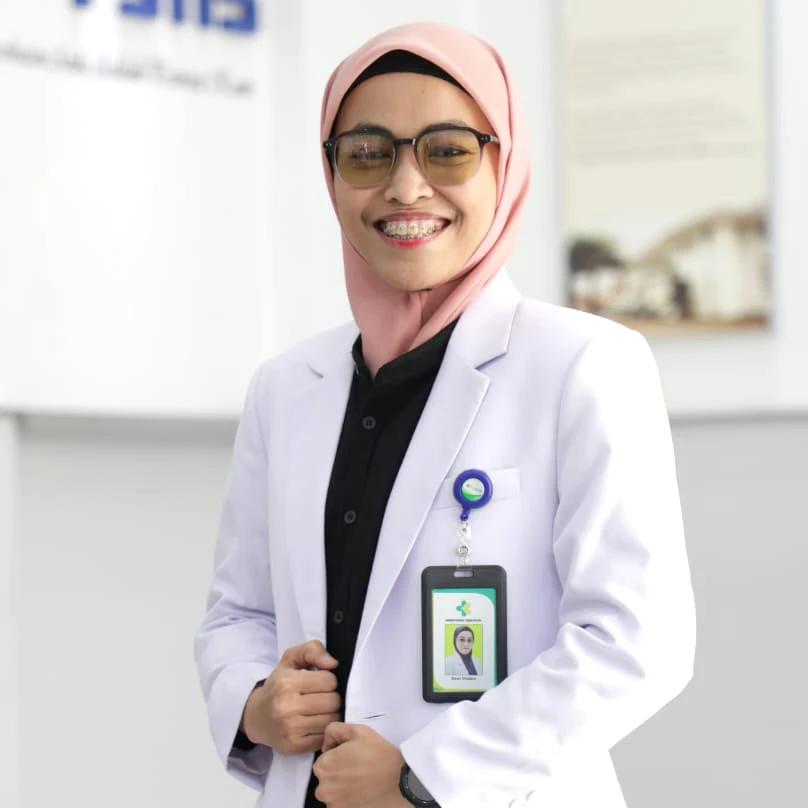 drg. Dewi Vindani, Sp.Pros.
