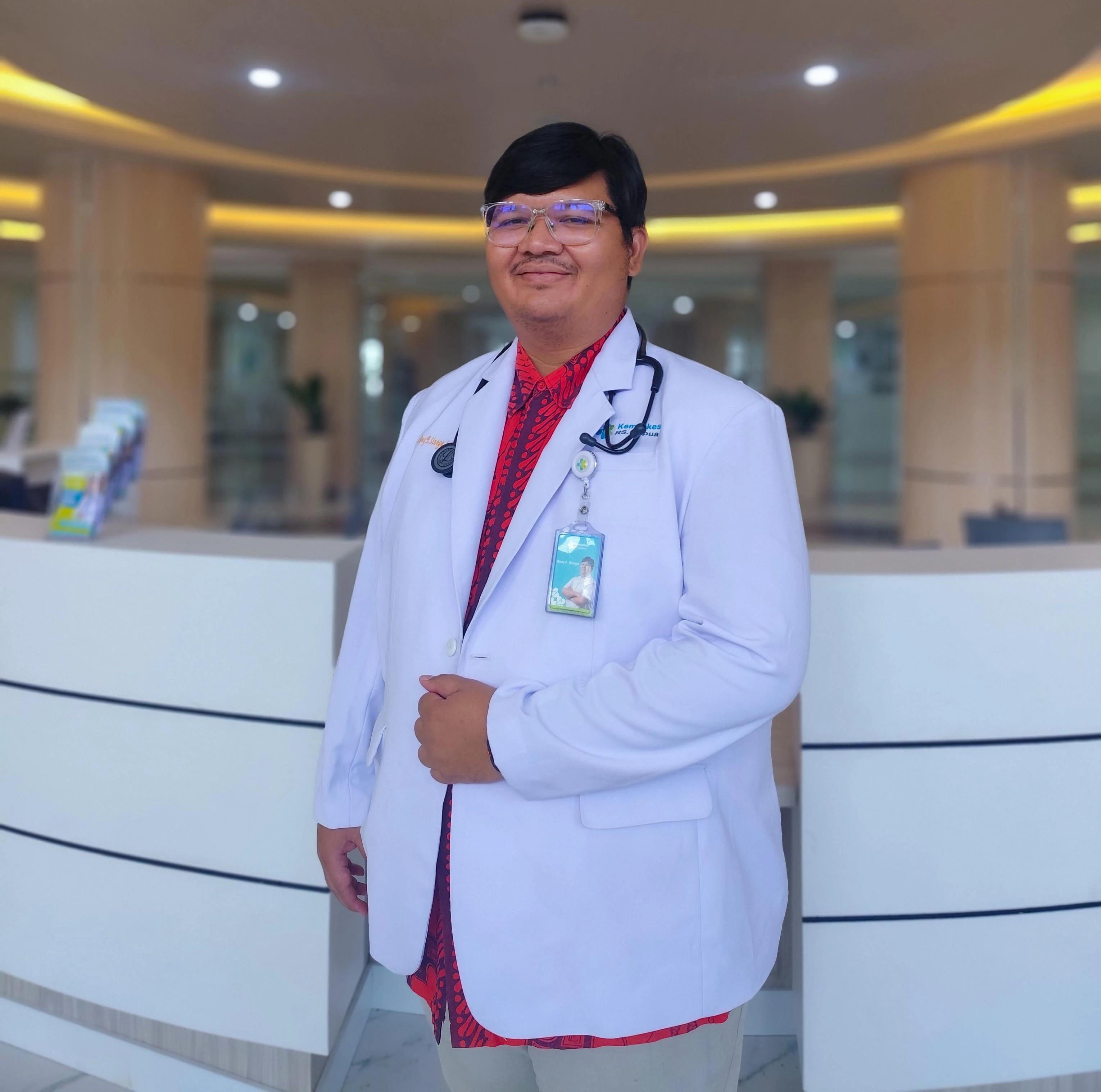 dr. Rony Parlindungan Sinaga, SpN, FINA