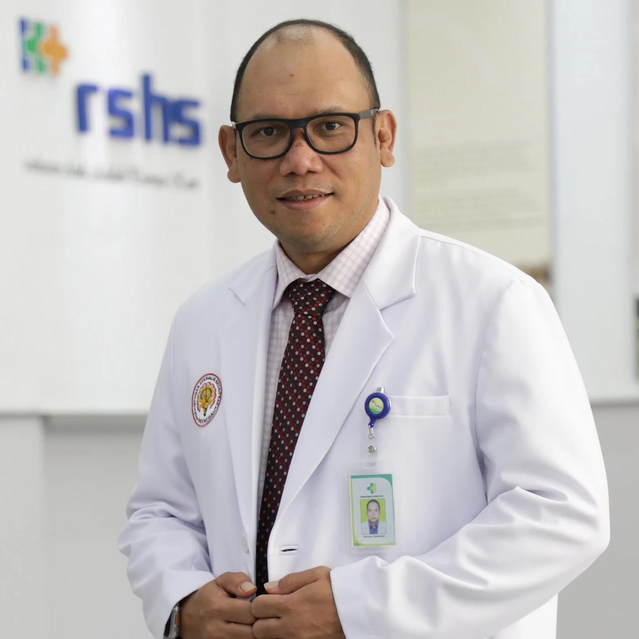 dr. Roland Sidabutar, Sp.BS, Subsp.N-Onk(K)., M.Kes