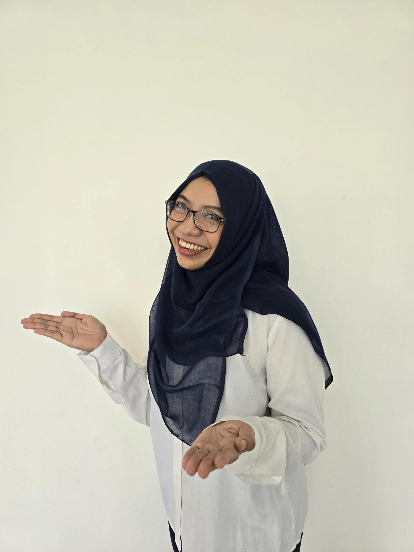 dr. Latifah Hanum